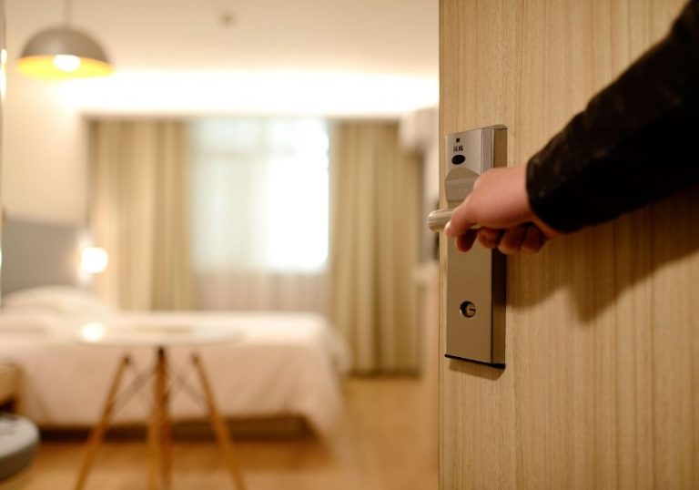 Wow! Harga Kamar Hotel di Bandung Tembus Rp7 Juta per Malam Saat Libur Waisak