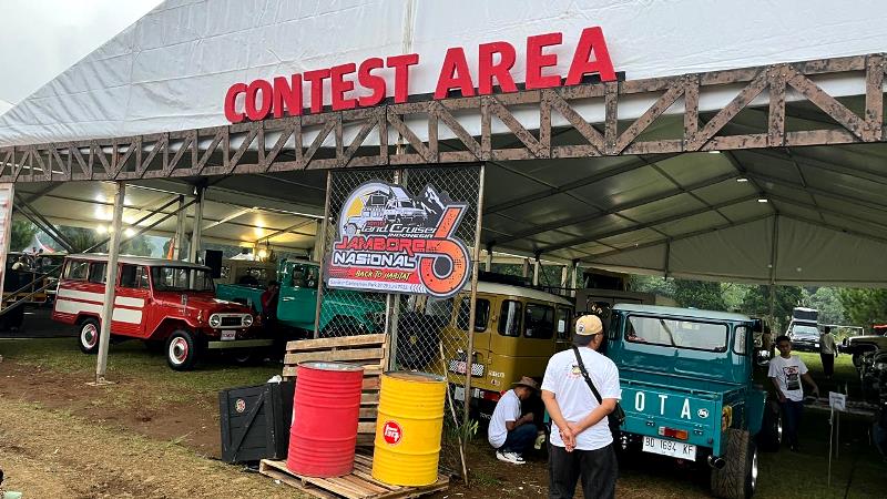 Di arena Jambore Nasional TLCI juga disediakan Contest Area untuk menampilkan berbagai jenis kendaraan Toyota Land Cruiser. (Foto: Kliknusae.com/Adhi)