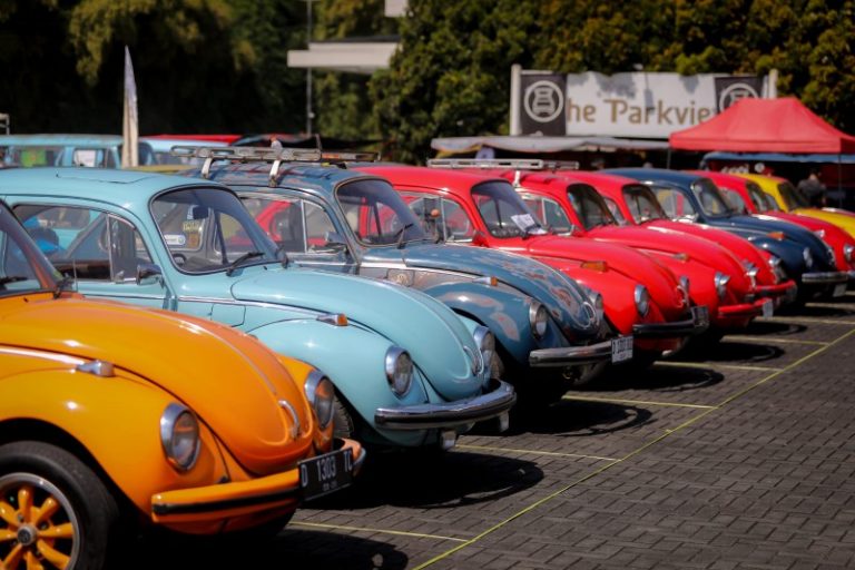 Wali Kota Farhan Ingin Bandung Jadi “Kota Volkswagen” Usai Sukses di  Bandung Lautan VW 2025