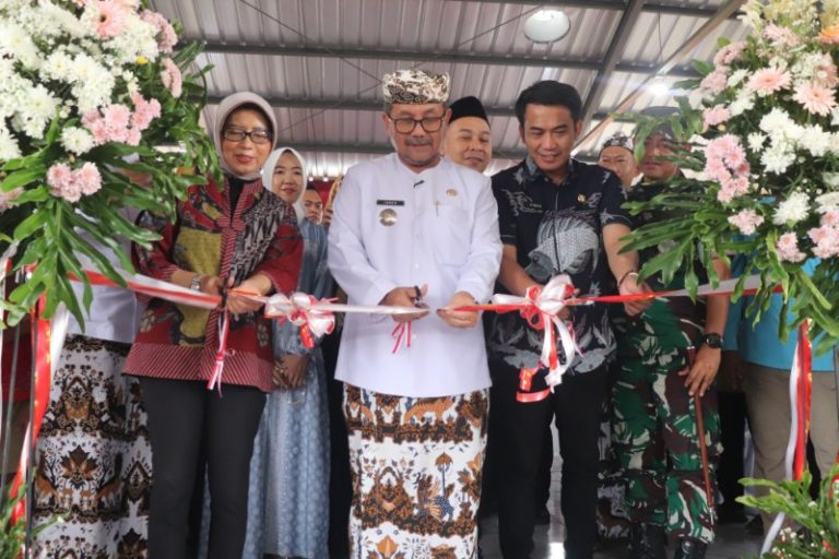 Wajah Baru Pasar Palimanan, Jabar Perkuat Nadi Perdagangan Rakyat
