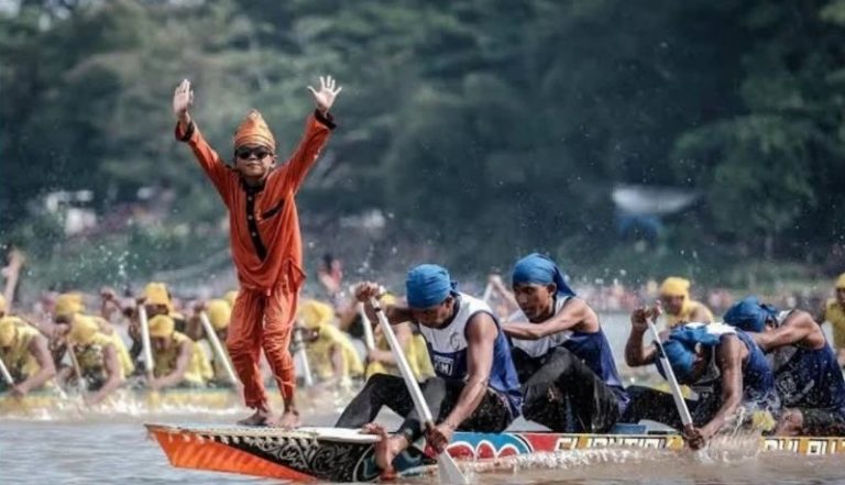 Rayyan Arkhan Mengguncang Dunia dengan Gaya “Velocity Riau”