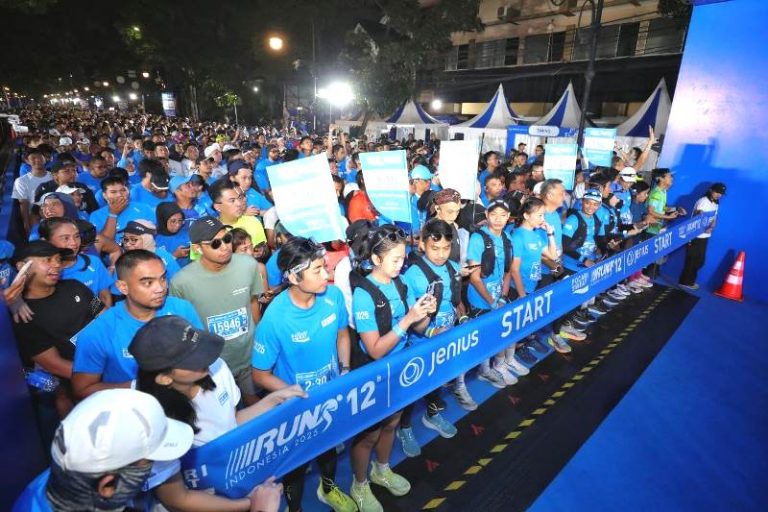 Tercatat 16 Ribu Lebih Pelari Menyusuri Denyut Kota Bandung