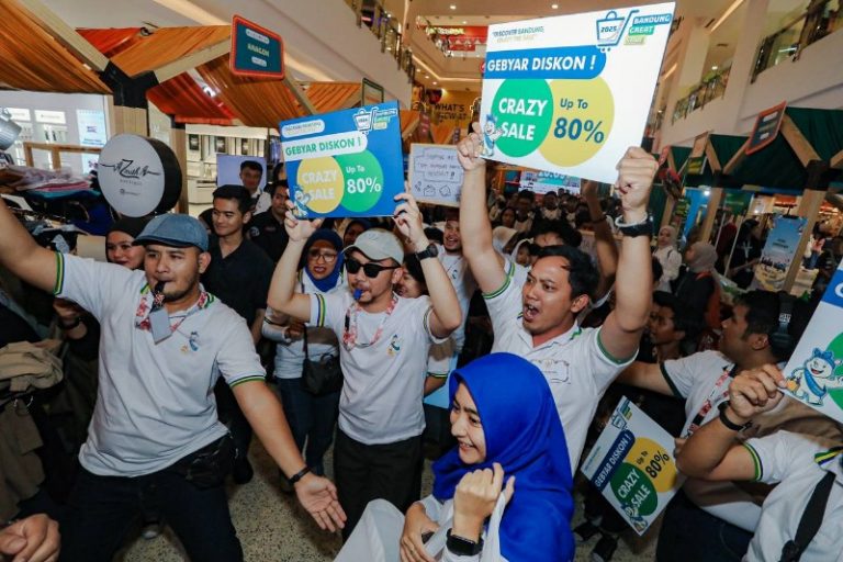 “Crazy Sale” 2025 Dimulai, Kota Mode Kembali Bergairah