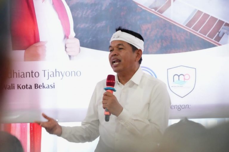 Gubernur Dedi Mulyadi Apresiasi Demonstran Melakukan Aksi Tertib di Bandung
