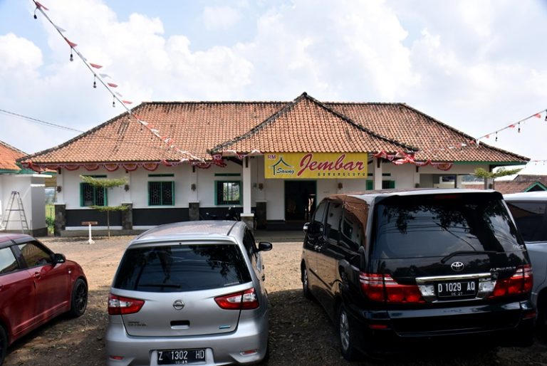 Rumah Makan Jembar, Sajian Sunda dalam Balutan Suasana Pedesaan Tasikmalaya
