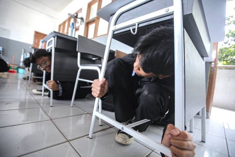 Belajar Selamat di Tengah Ancaman Sesar Lembang, Ini yang Dilakukan Siswa SMP