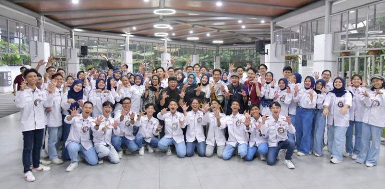 Puluhan Anak Muda “Dicetak” Jadi Ksatria Pancawaluya, Duta Genre Jabar