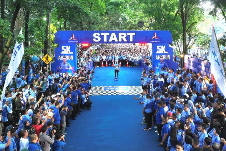 Ribuan Pelari Meriahkan AHY Run 2025 di Bandung, Rangkaian HUT Sumpah Pemuda