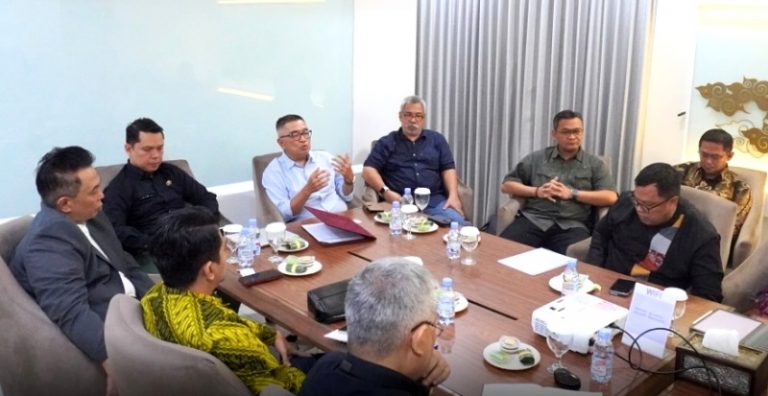 Helmy Yahya Kumpulkan Direksi BUMD, Bahas Pembentukan Holding “Sanggabuana”