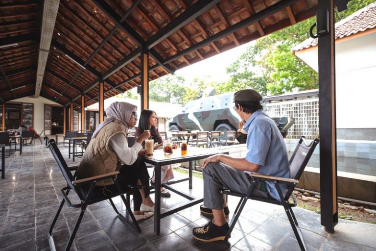 Cenghar Kopi: Menyeruput Sejarah di Museum Kavaleri