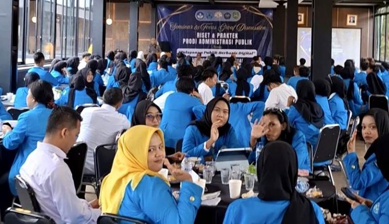 Mahasiswa Unsub Bahas Pelayanan Publik Digital di Seminar Ristek 2025 di Navasari Sari Ater