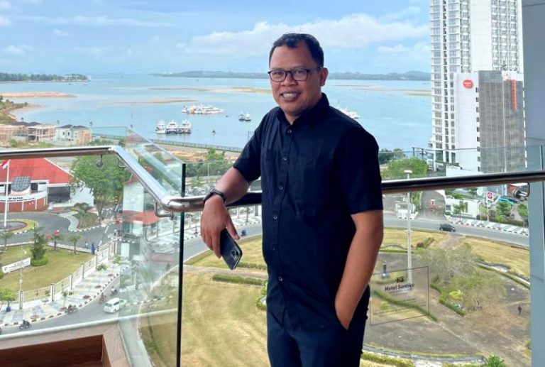 Sebaiknya Almer Faiq Rusyidi Menimbang Ulang Langkah Politiknya di Kadin Jabar