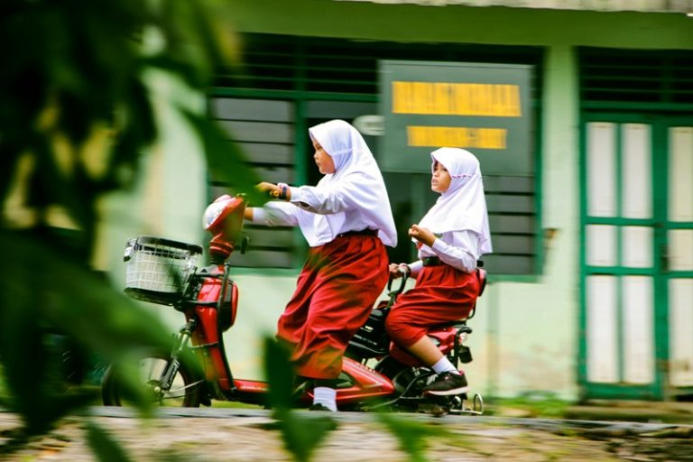 Disdik Jabar Gandeng Kodam dan Polda Terapkan Larangan Siswa Membawa Kendaraan ke Sekolah