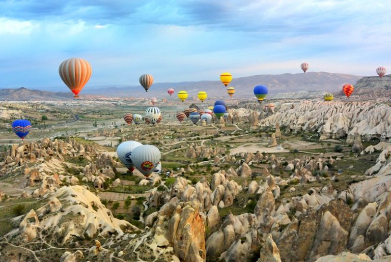 Masyarakat Jabar Pilih Singapura–Malaysia untuk Trip Perdana, Gen Z Mulai Geser ke Jepang–Korea