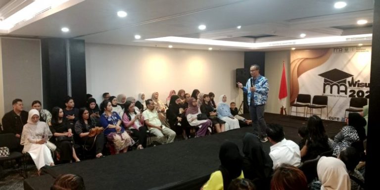 Kolaborasi Lintas Generasi di Revi Model Academy, Ada Filosofi Sunda Pancawaluya