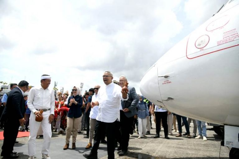 Gubernur KDM Resmikan Penerbangan Perdana Rute Bandung–Semarang, Dilayani Wings Air