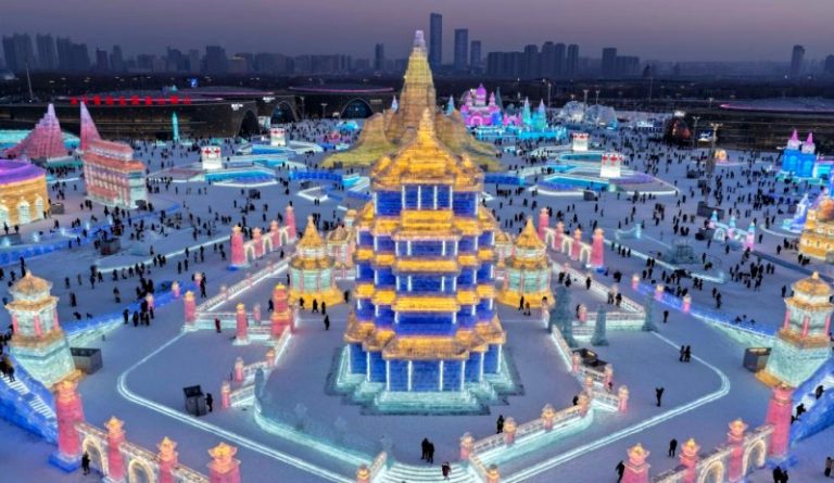 Harbin Ice-Snow World, Taman Es Terbesar di Dunia Resmi Dibuka