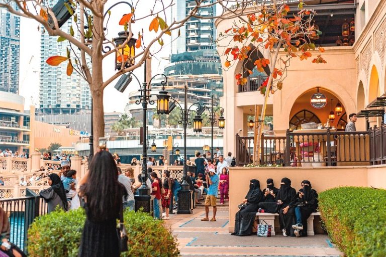 Turis Arab Pilih Hotel Bintang dan Pemandian Air Panas Selama Berlibur di Indonesia