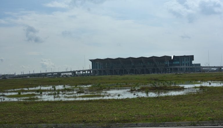 Jalan Lurus Gubernur Dedi Mulyadi Menyudahi Ilusi Kertajati