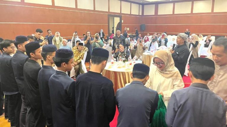 Safari Ramadan ke-34 PHRI Jabar Hadir di Sari Ater Kamboti, Perkuat Silaturahmi Pelaku Pariwisata