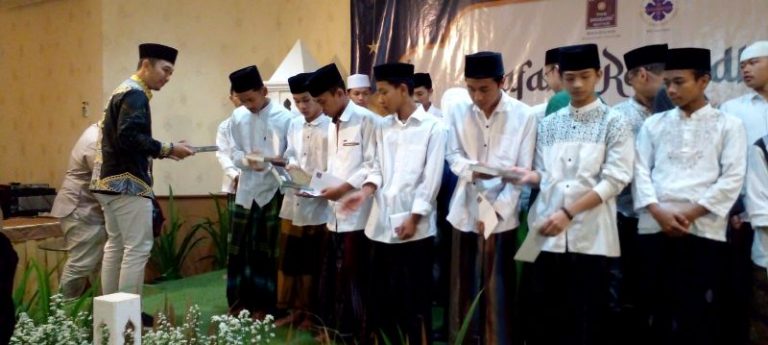 Safari Ramadan BPD PHRI Jabar ke-34 di The Jayakarta Suite Bandung Berlangsung Khidmat