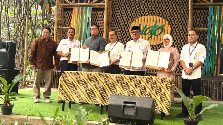 Wisatawan Asing Urung Surfing di Batukaras, Bupati Pangandaran Soroti Keterbatasan Transportasi Udara